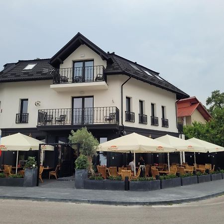 Kwarc Restauracja & Pokoje Hotelowe Susiec エクステリア 写真